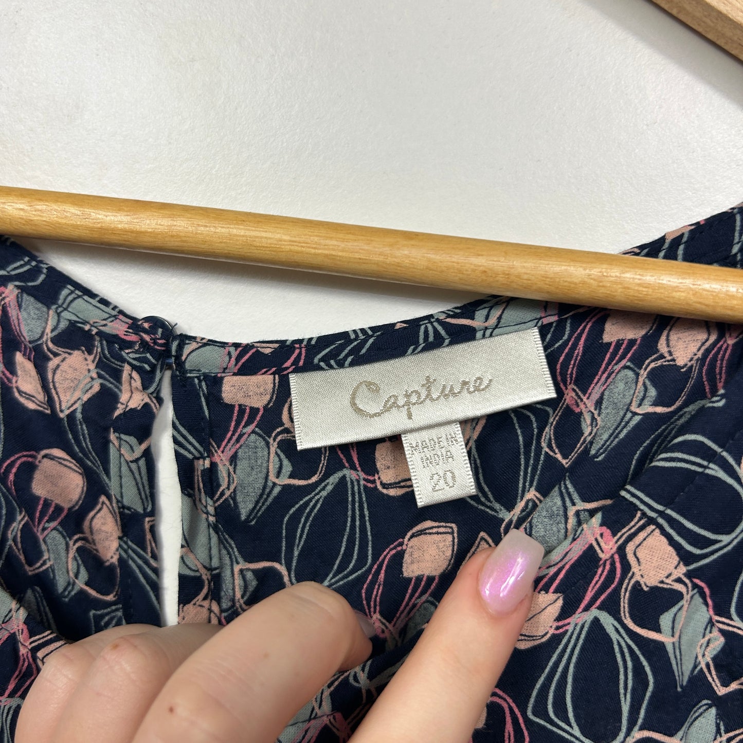 Capture Navy Blue Floral Print Top - Size 20