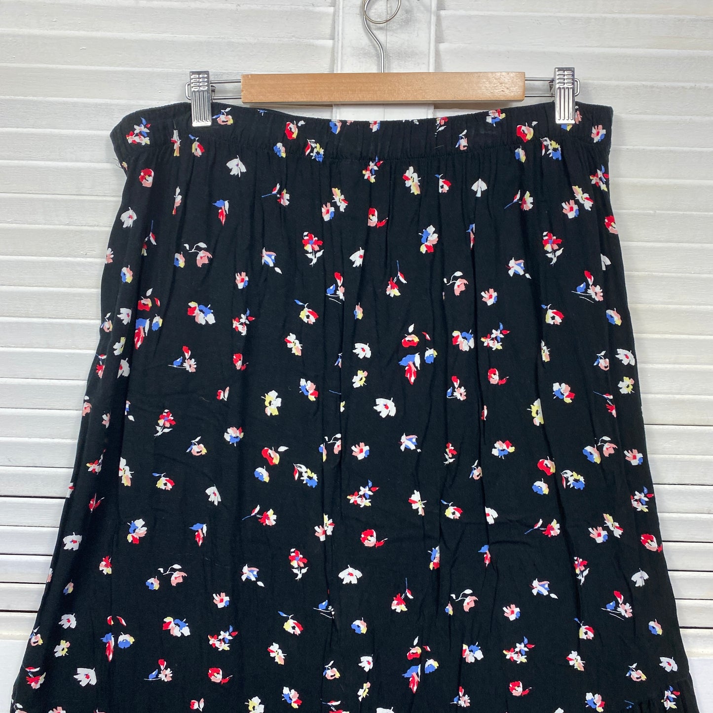 Anko Skirt Size 16 Plus Black Floral Midi Length Viscose