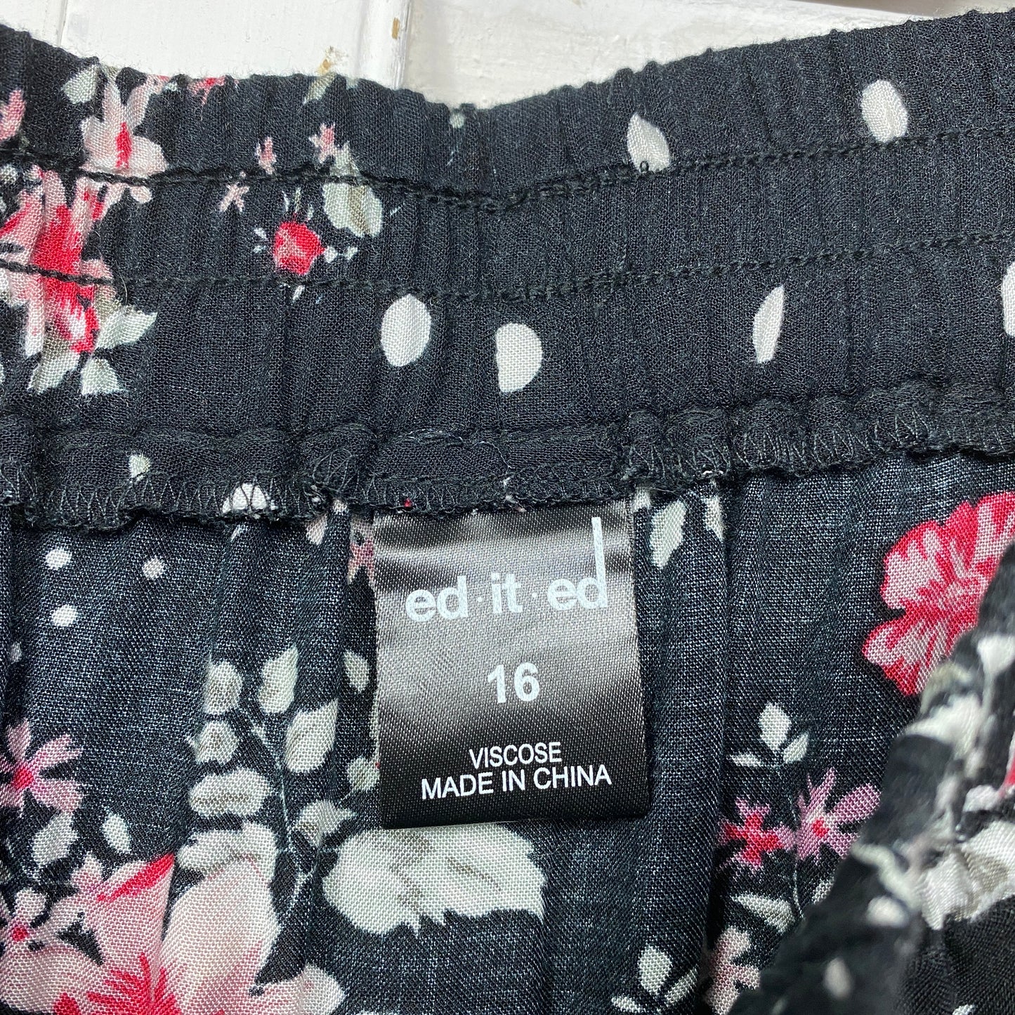 Edited Maxi Skirt Size 16 Black Floral Elastic Waist