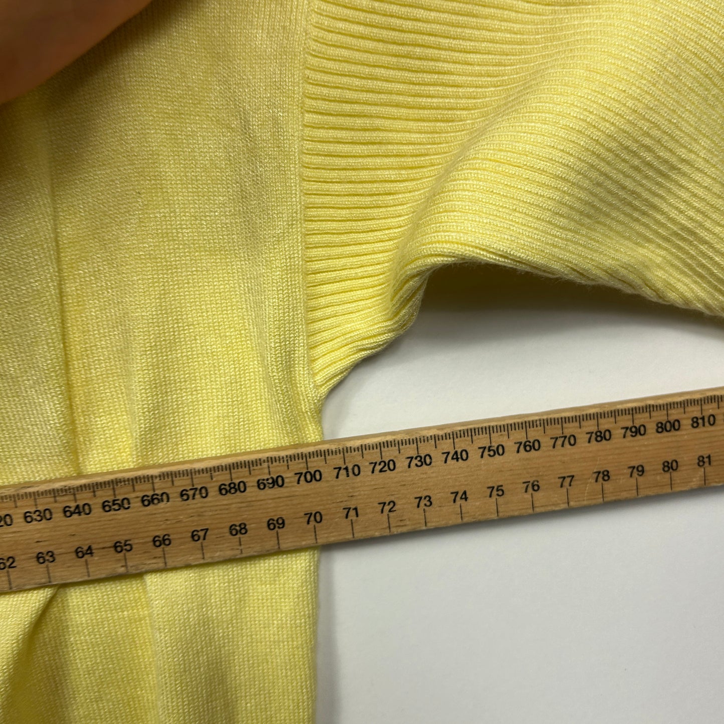 Silence & Noise Yellow Knit Top - Size M/L