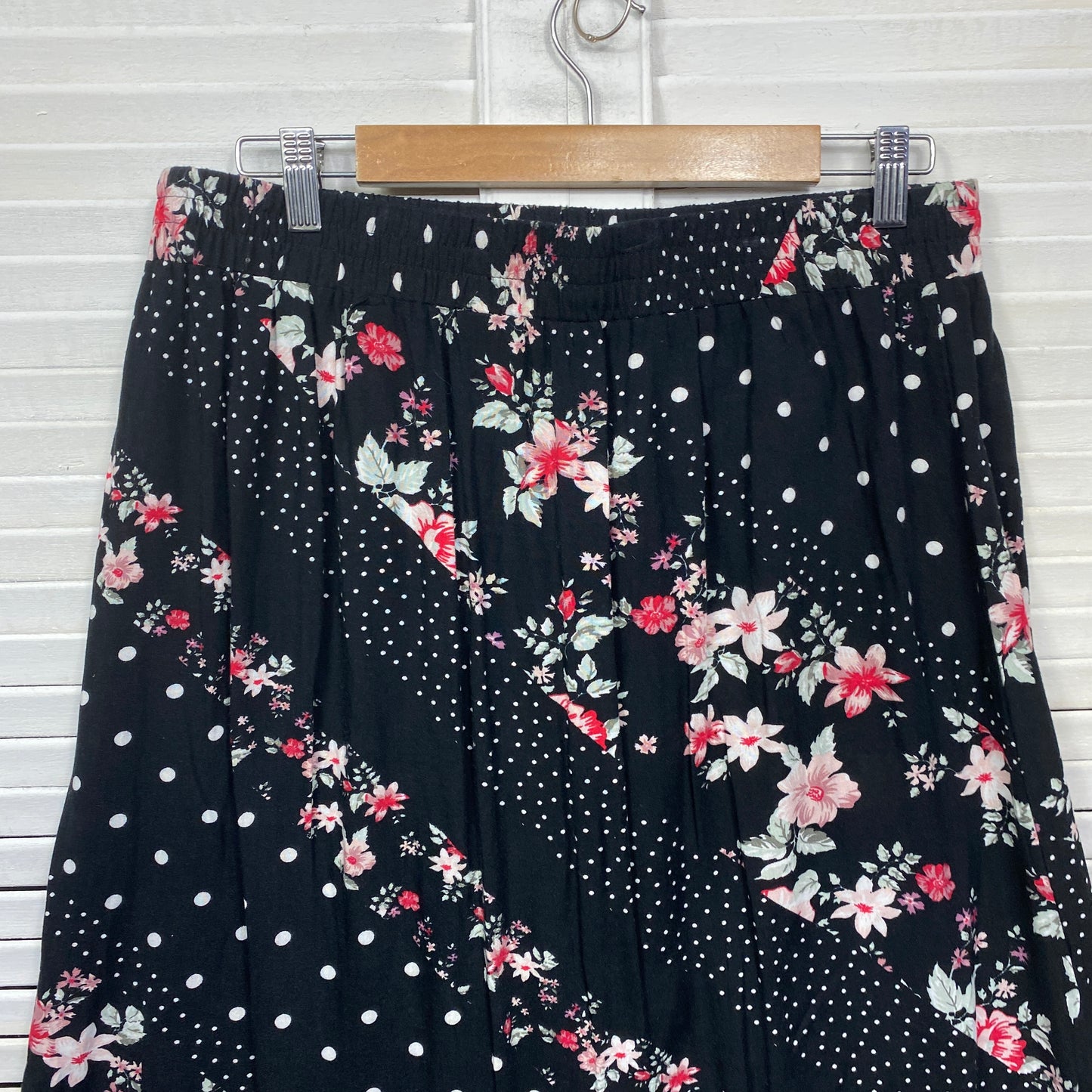 Edited Maxi Skirt Size 16 Black Floral Elastic Waist