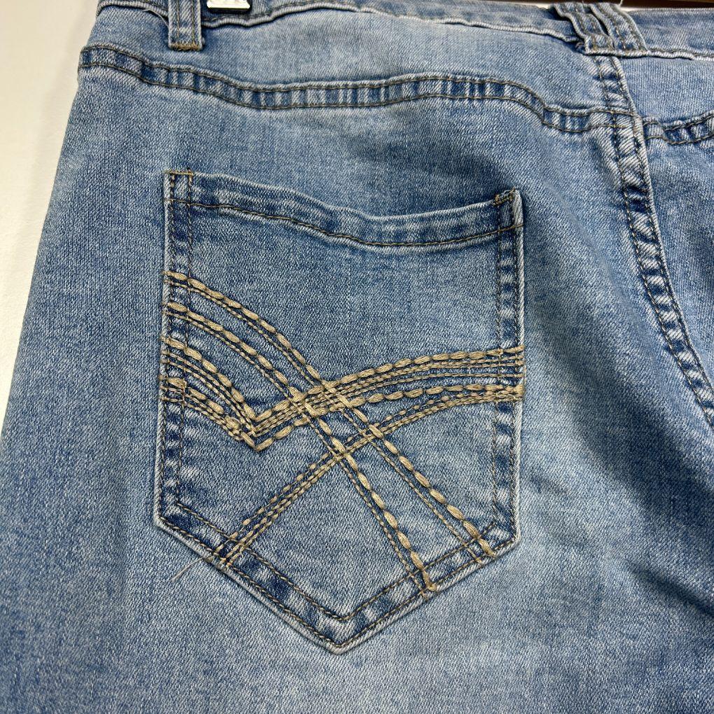 Anthem Light Wash Jeans - Size 14