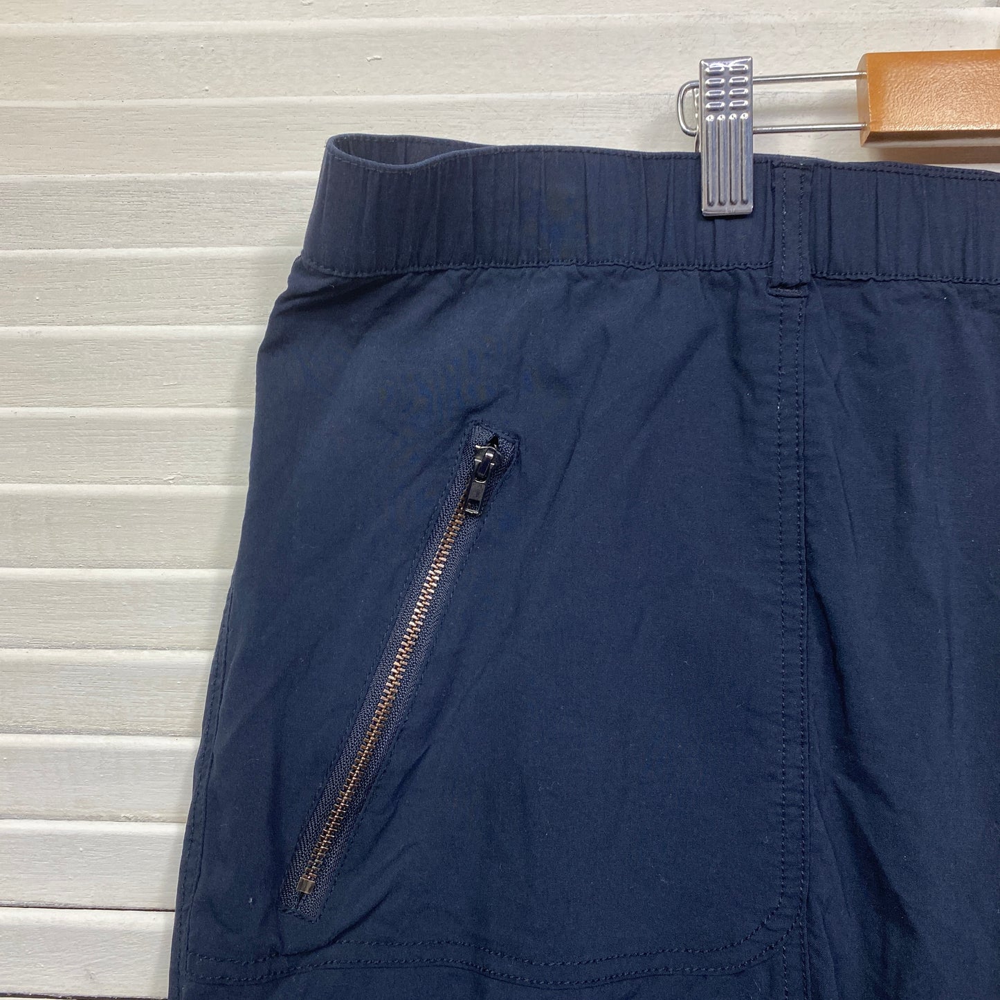 Virtuelle Shorts Size 24 Plus Blue Zipped Pockets