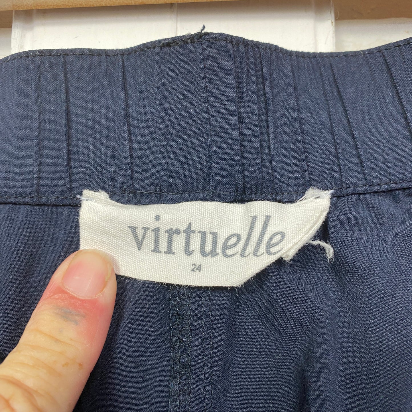 Virtuelle Shorts Size 24 Plus Blue Zipped Pockets