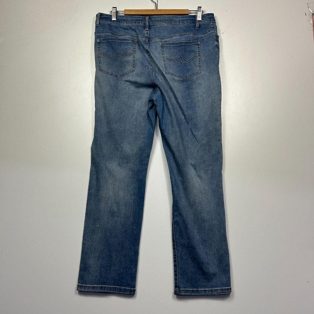 Katies Light Wash Distressed Jeans - Size 14