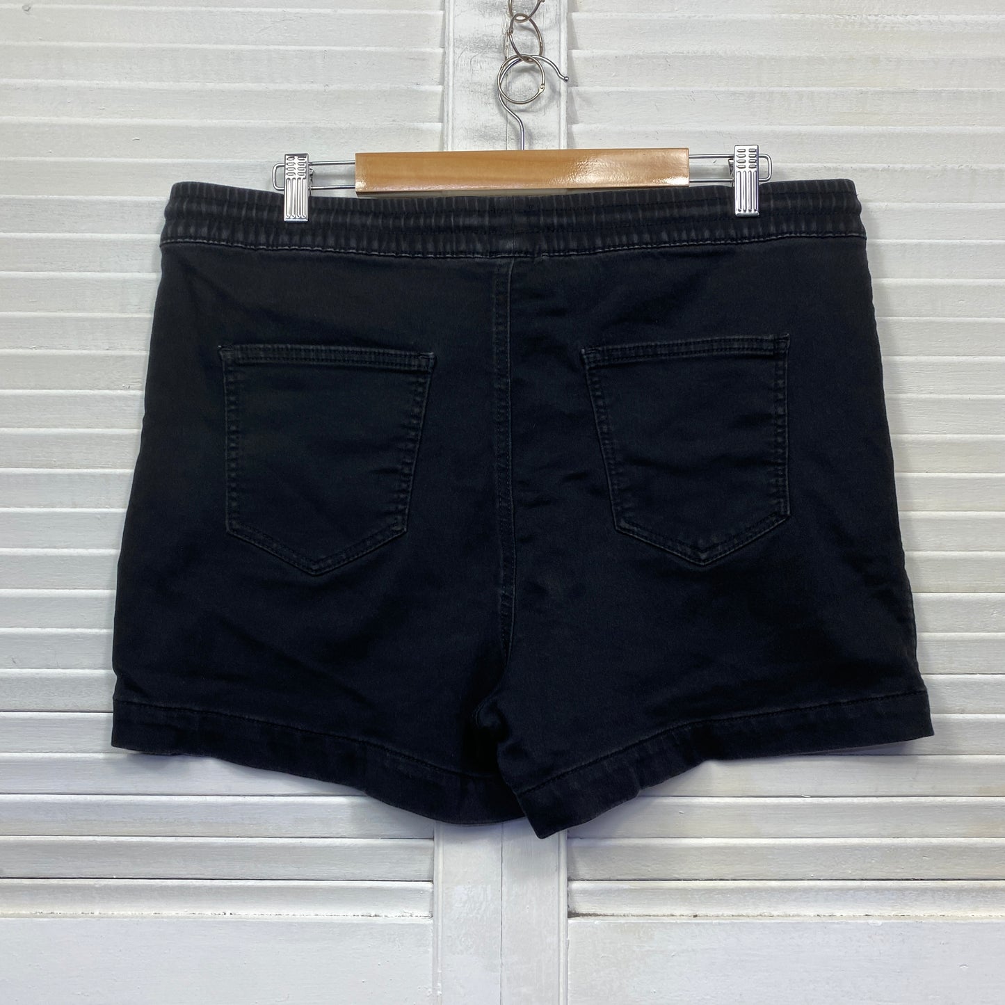 Anko Shorts Size 18 Plus Black Denim Drawstring Pockets