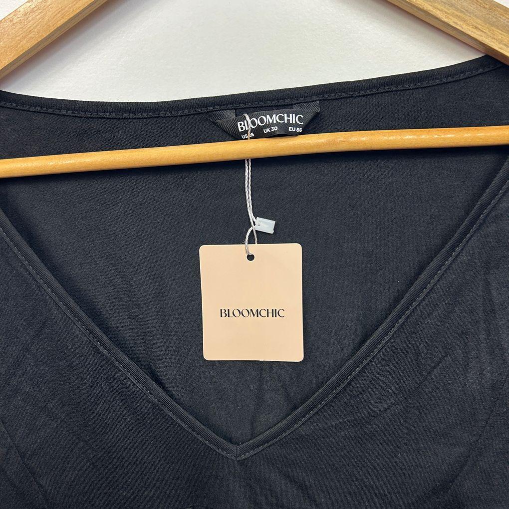 Bloomchic Black Top - Size 30