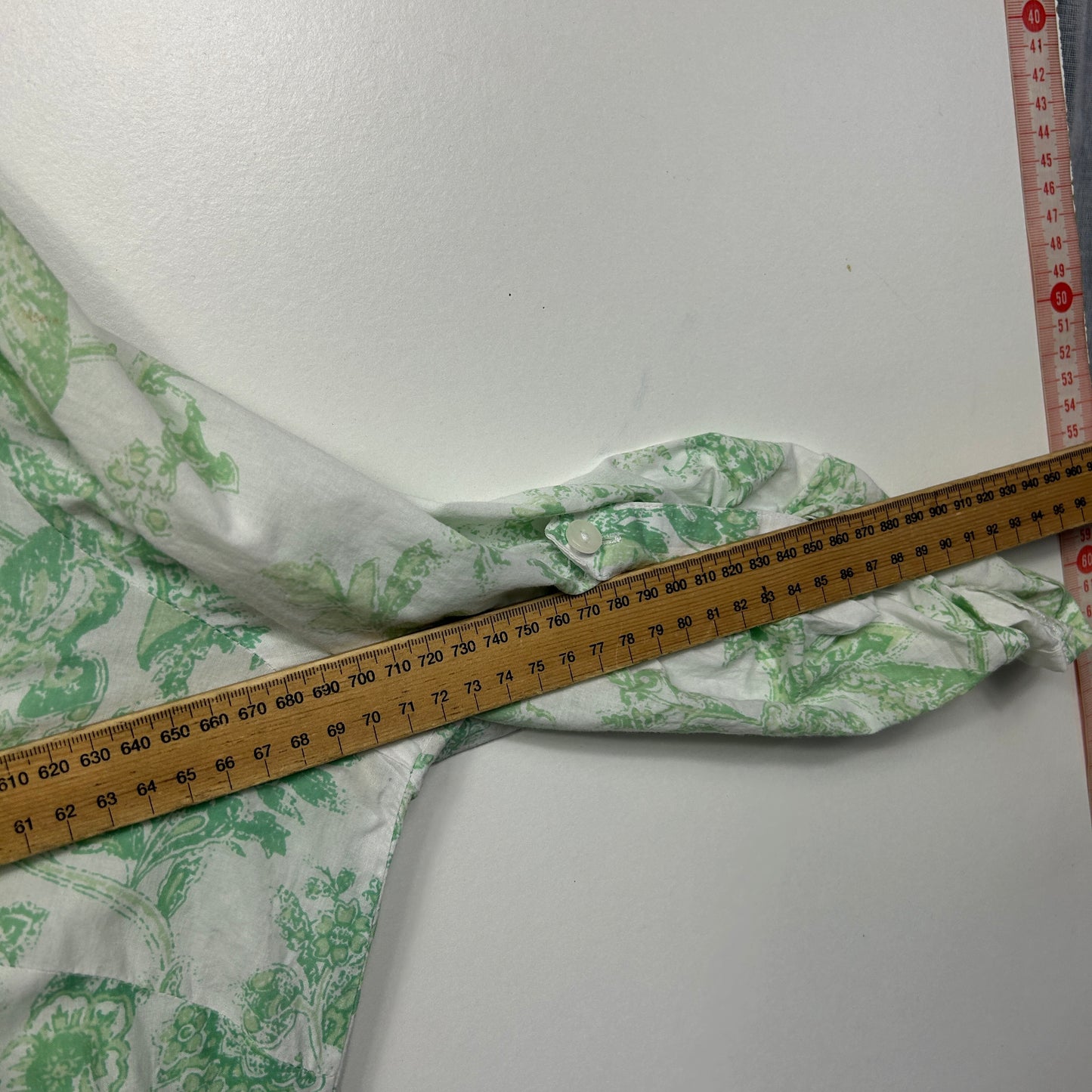 Nouvelle Green and White Paisley Button Up Top - Size 20