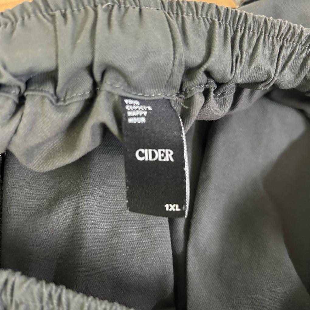 Cider Grey Wide Leg Pants - Size 1XL