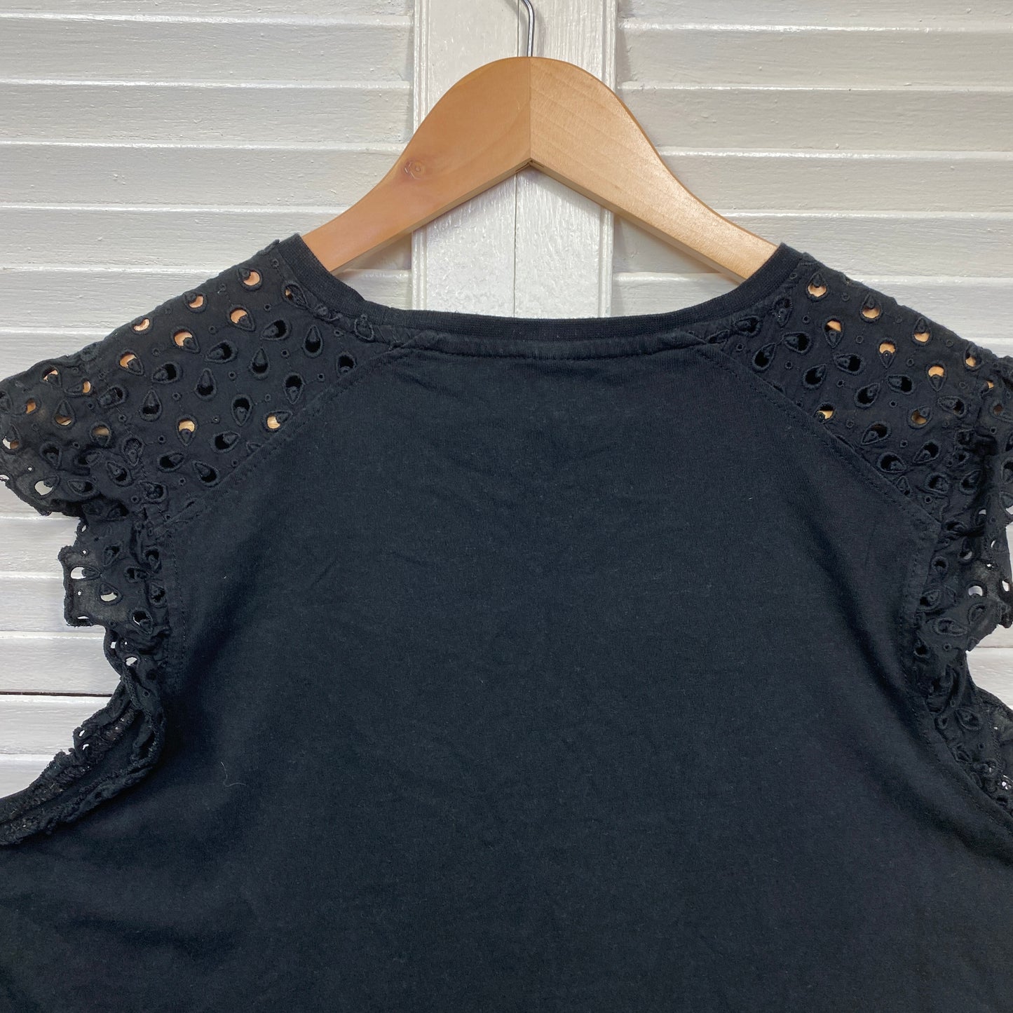 Anko Top Size 18 Black Embroidered Crochet Sleeve