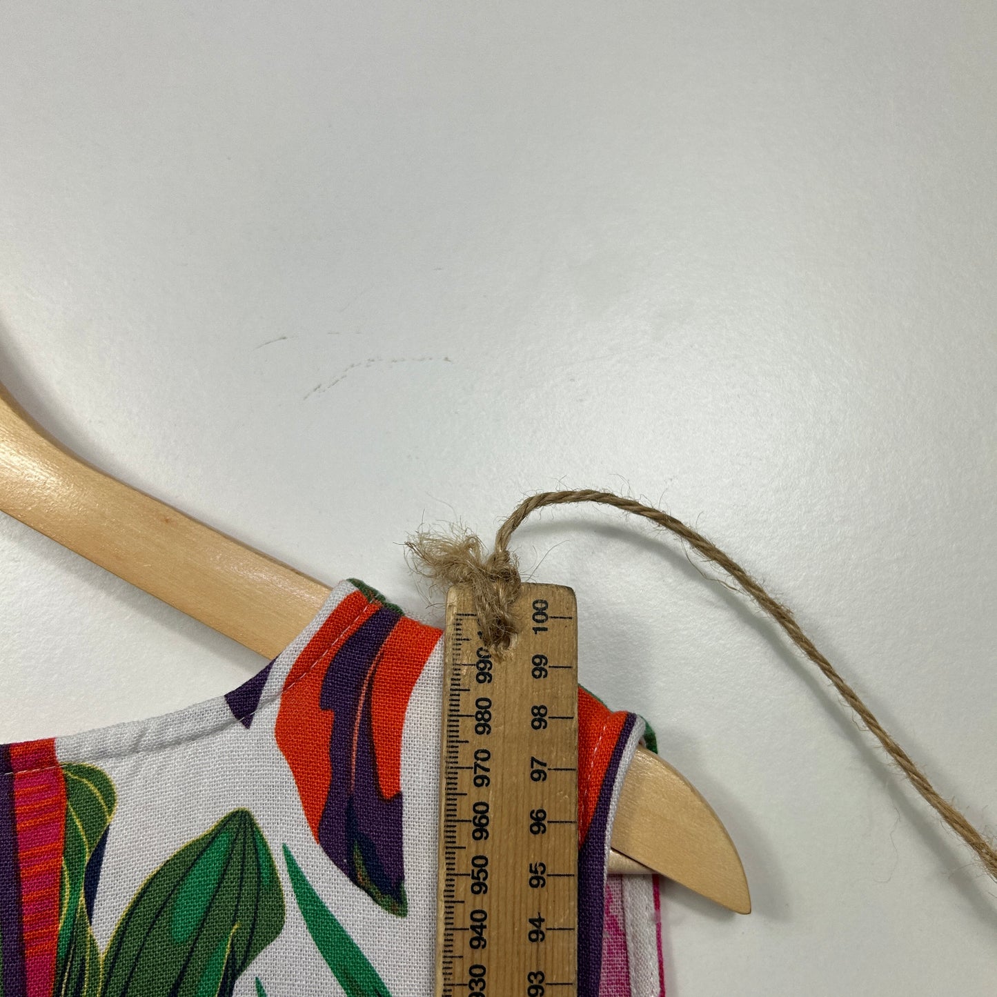 Capture Tropical Floral Print Dress - Size 18