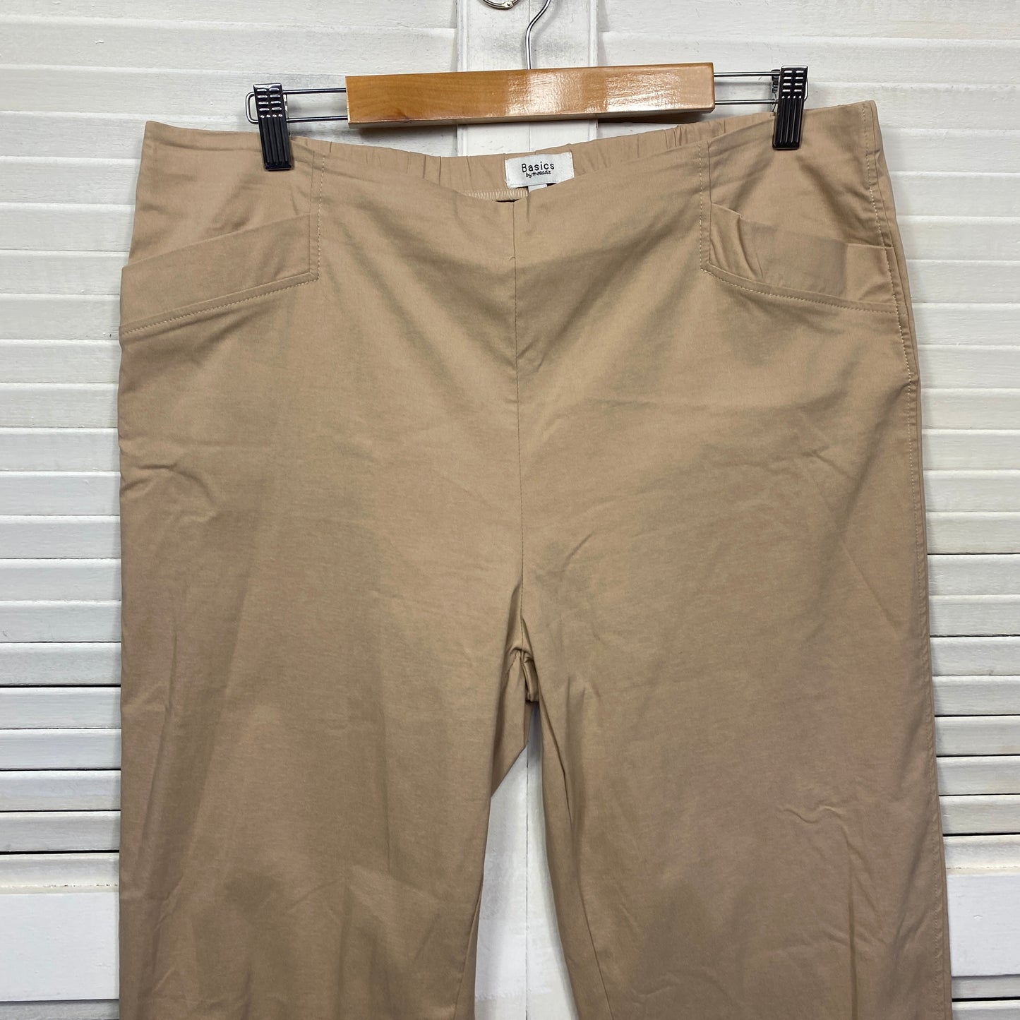 Basics by Threadz Pants Size 3XL Beige Pull On Viscose Blend