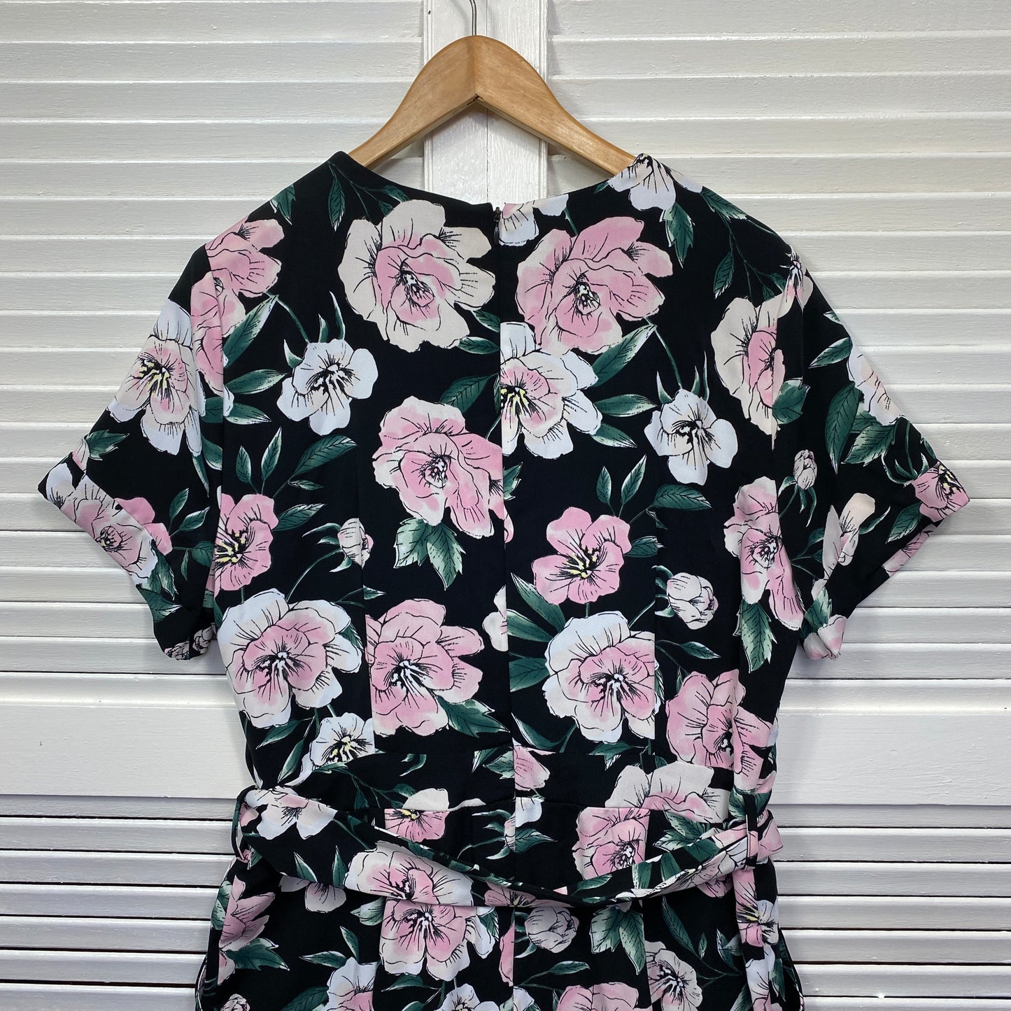 Tokito Playsuit Size 16 Black Pink Floral Pockets