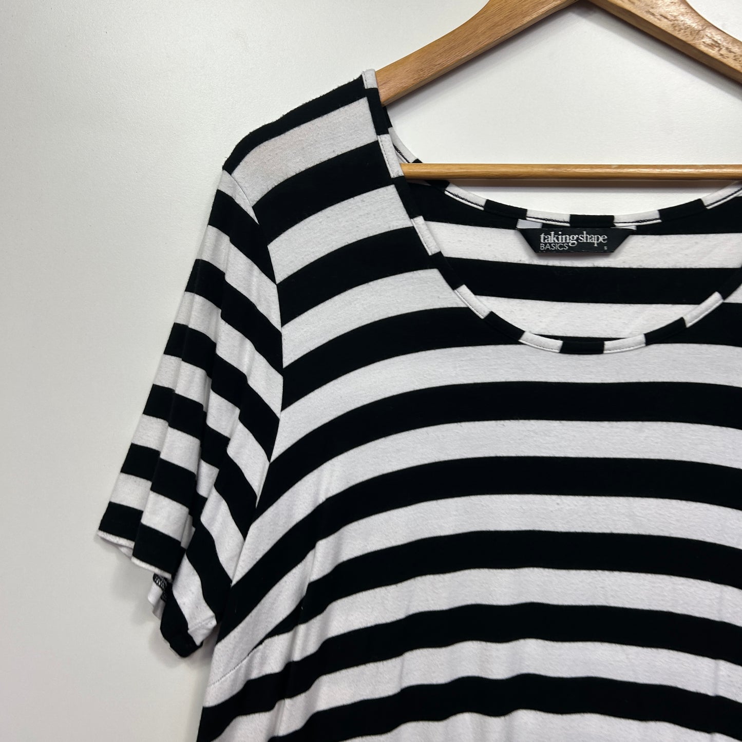Taking Shape Tunic Top Size 16 Small Plus Black White Striped Bamboo