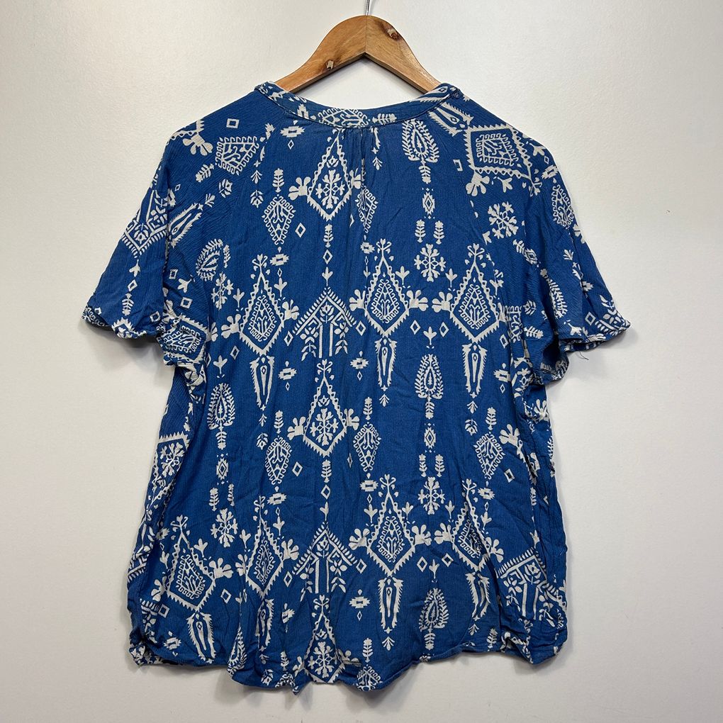 Millers Blue Top - Size 18