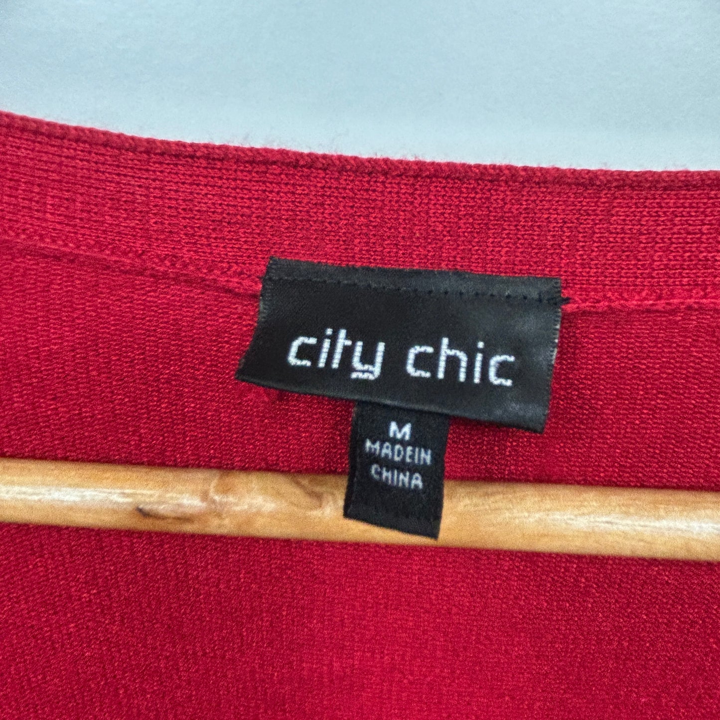 City Chic Cardigan Knit Top Size 18 Medium Plus Red Viscose