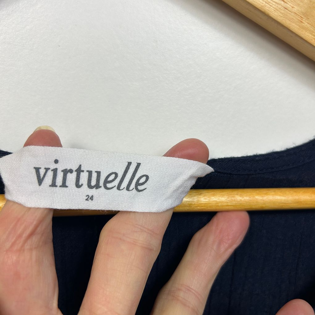 Virtuelle Navy Top - Size 24