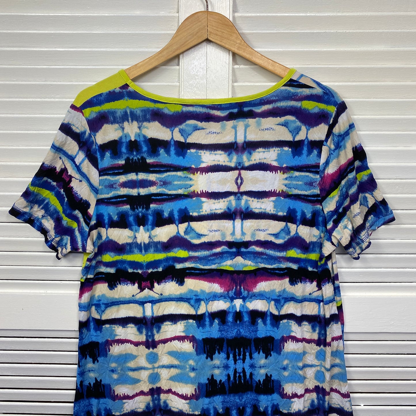 Taking Shape Top Size 14 XS Short Sleeve Tunic Multicoloured