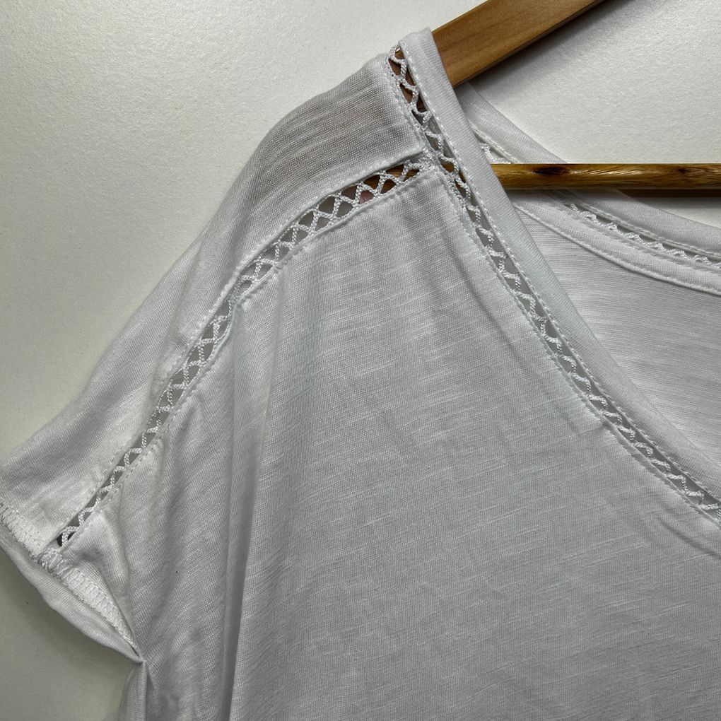 Millers White Crochet Trim V Neck Cotton Top - Size 20