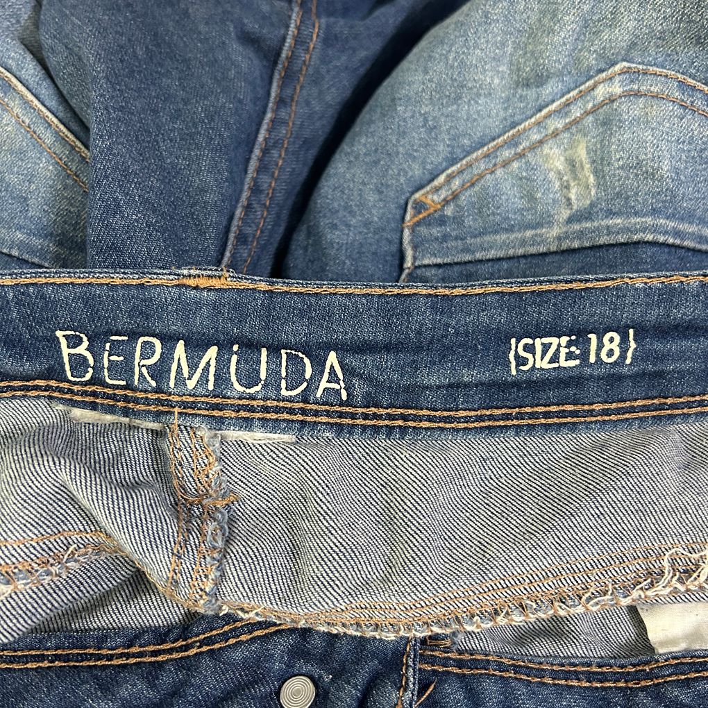 Target Bermuda Denim Blue Shorts - Size 18