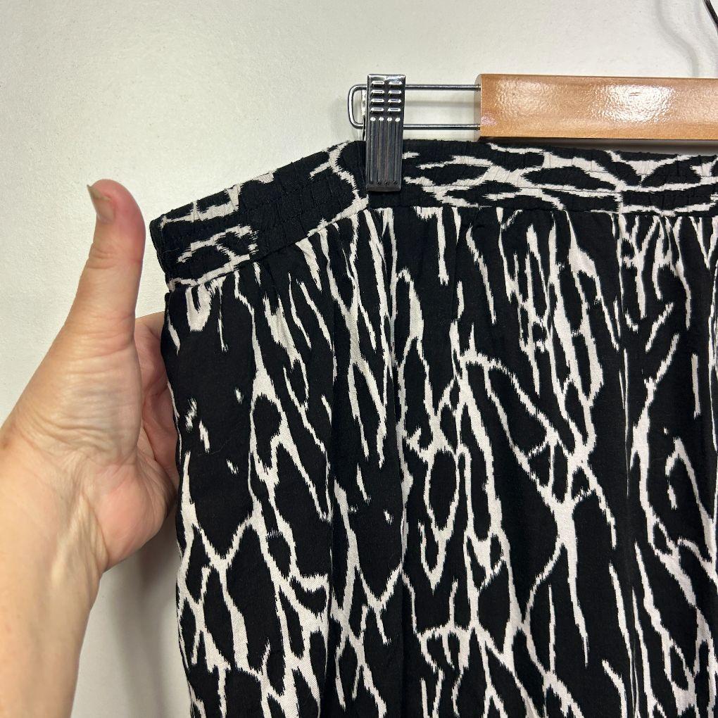 Autograph Black/White Animal Print Cotton Skirt - Size 26