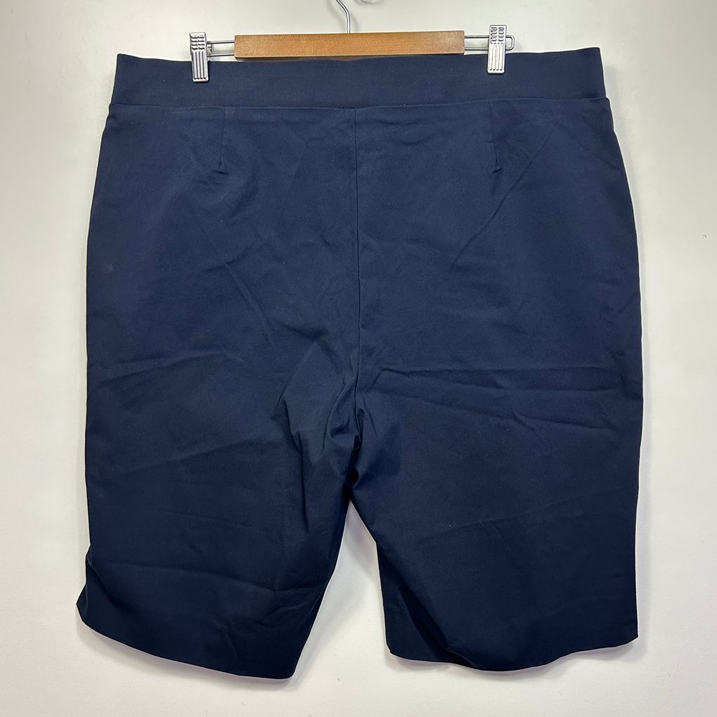 Suzanne Grae Navy Slim  Shorts - Size 3XL