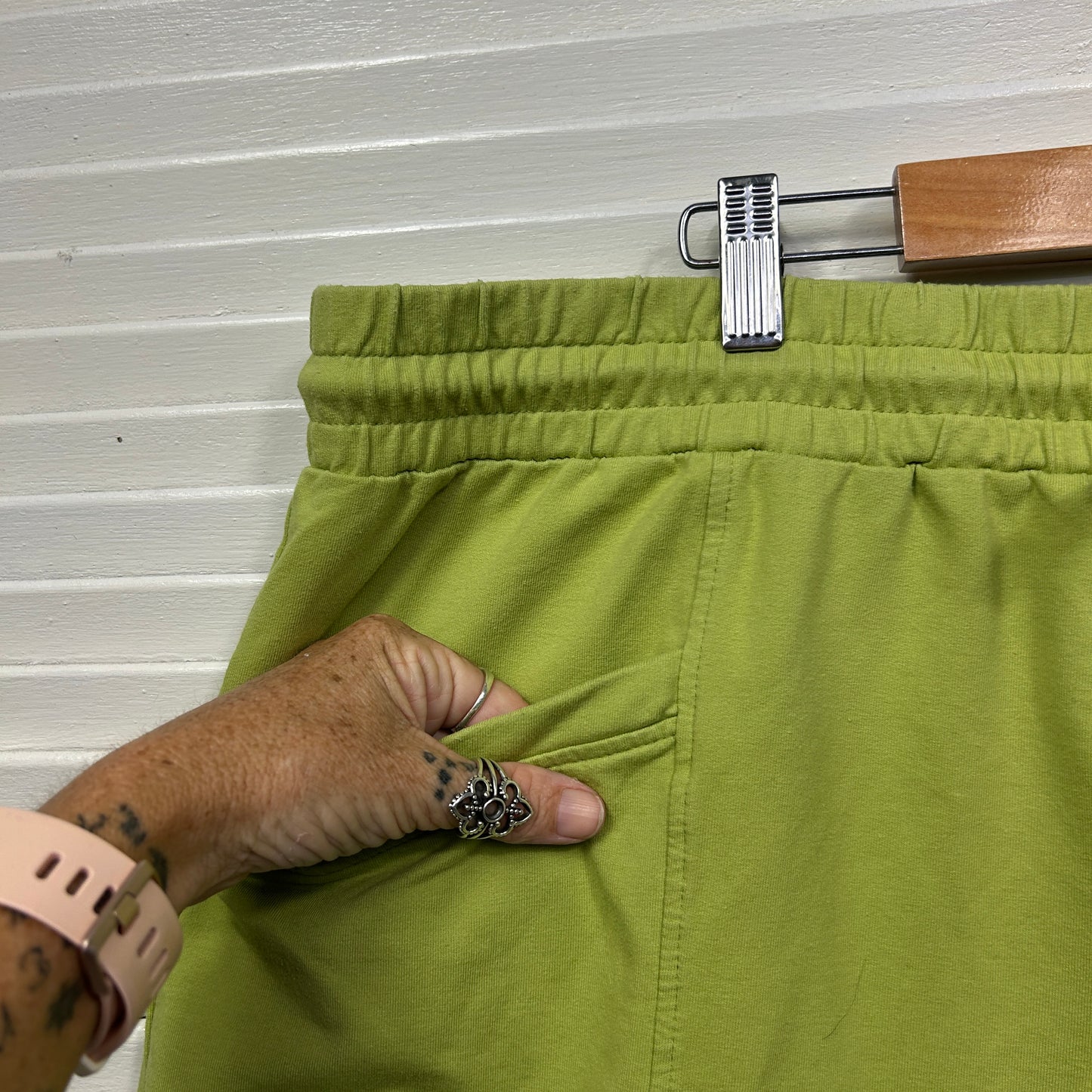 Virtuelle Shorts Size Size 22 Plus Green Pockets