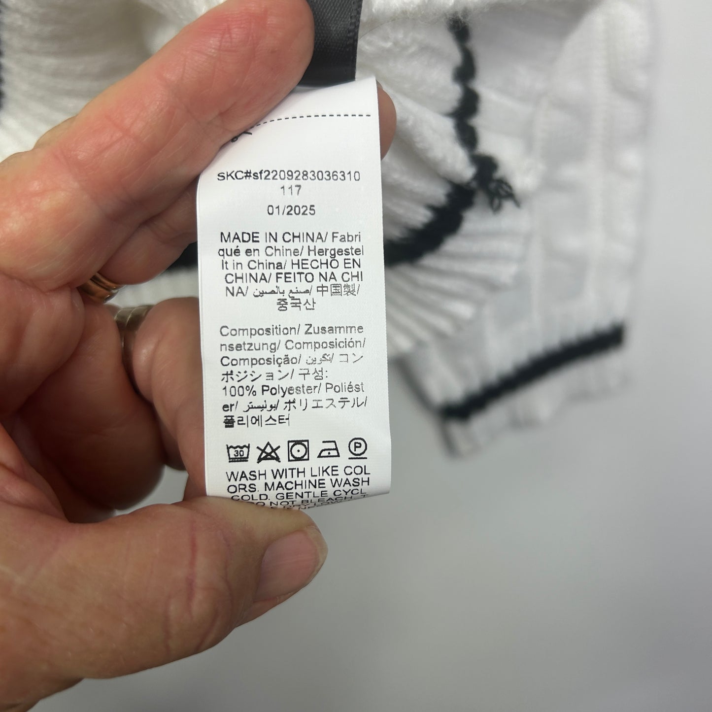 Shein White Cable Knit Cropped Jumper - Size 0XL