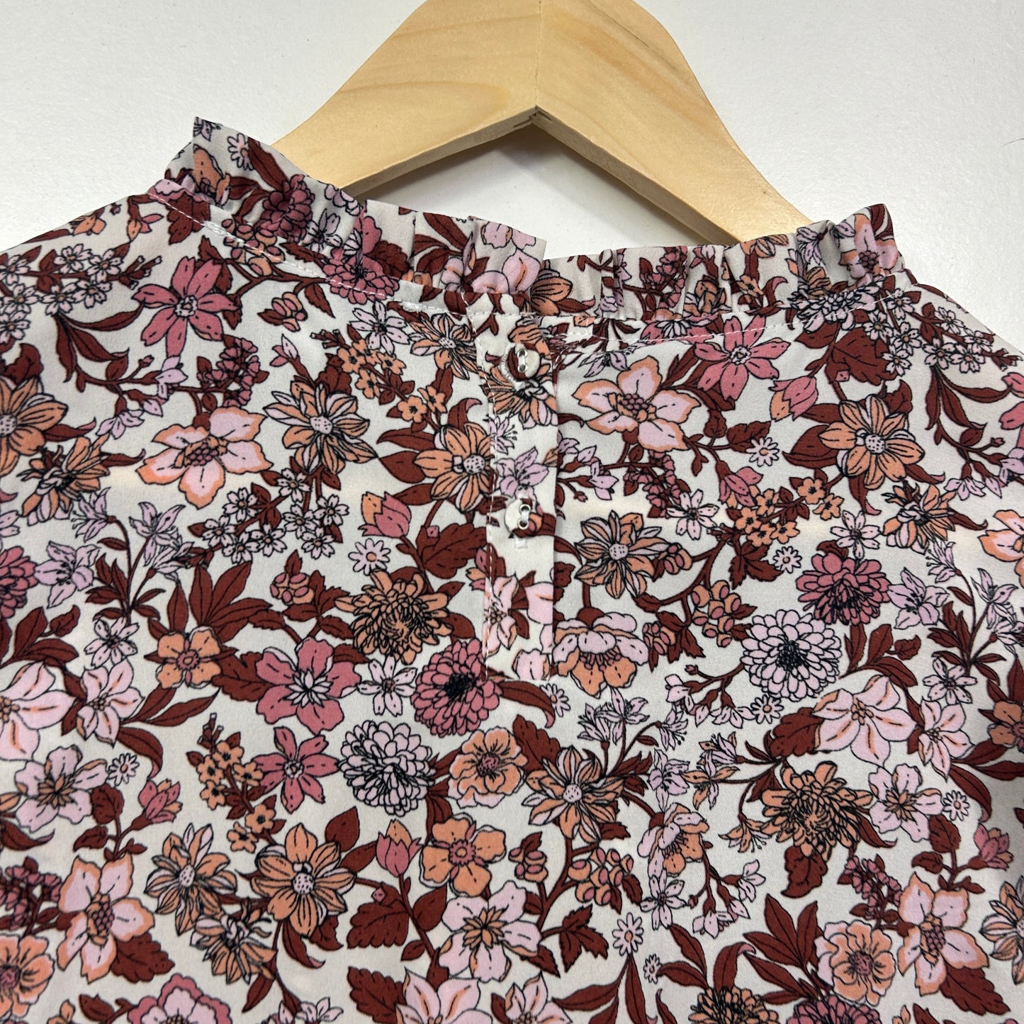 Preview Floral Sleeveless Top - Size 18