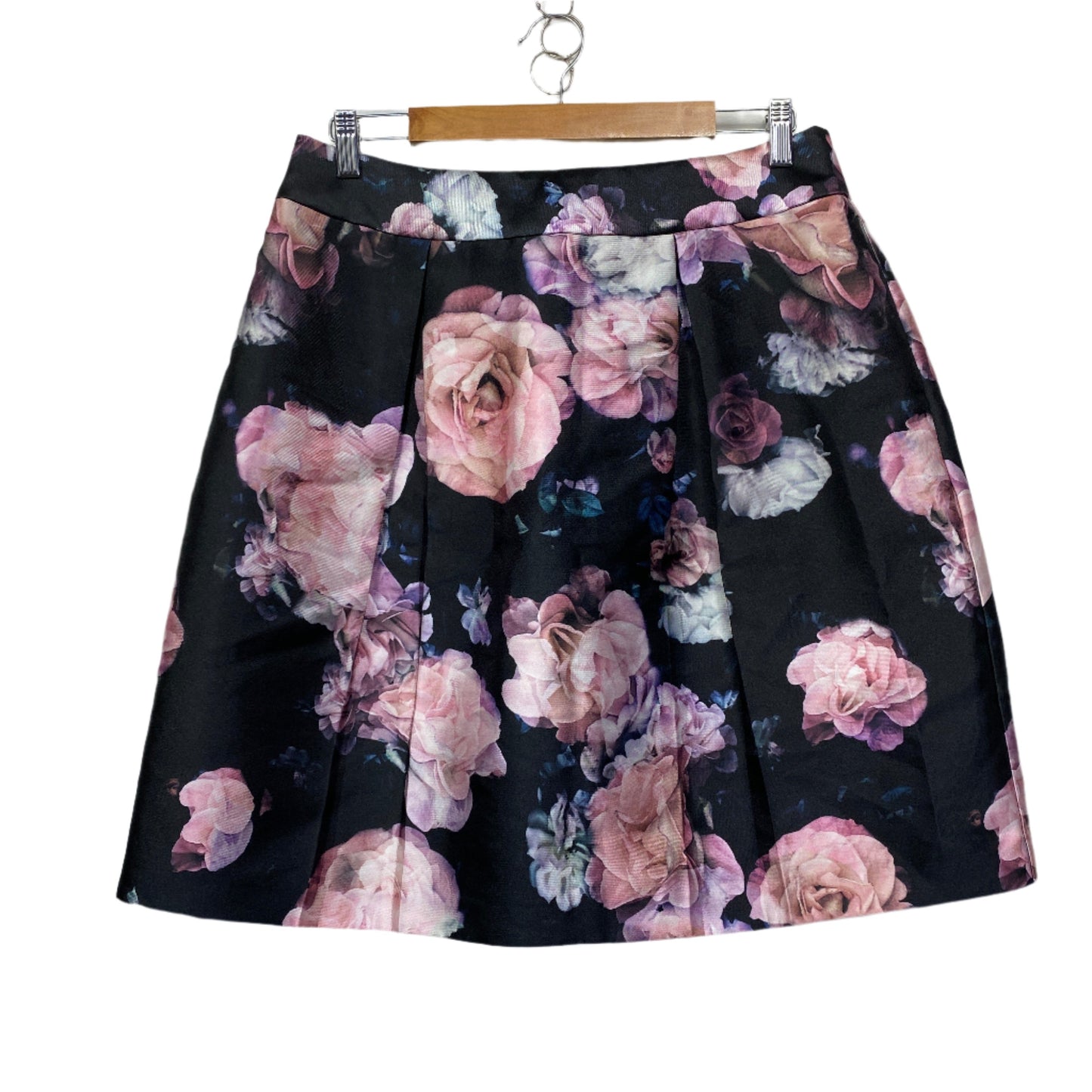 Review Skirt Size 14 Black Floral Pockets Fit & Flare