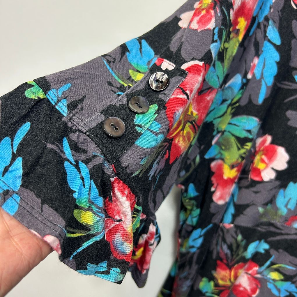 Taking Shape Black Top - Size 20