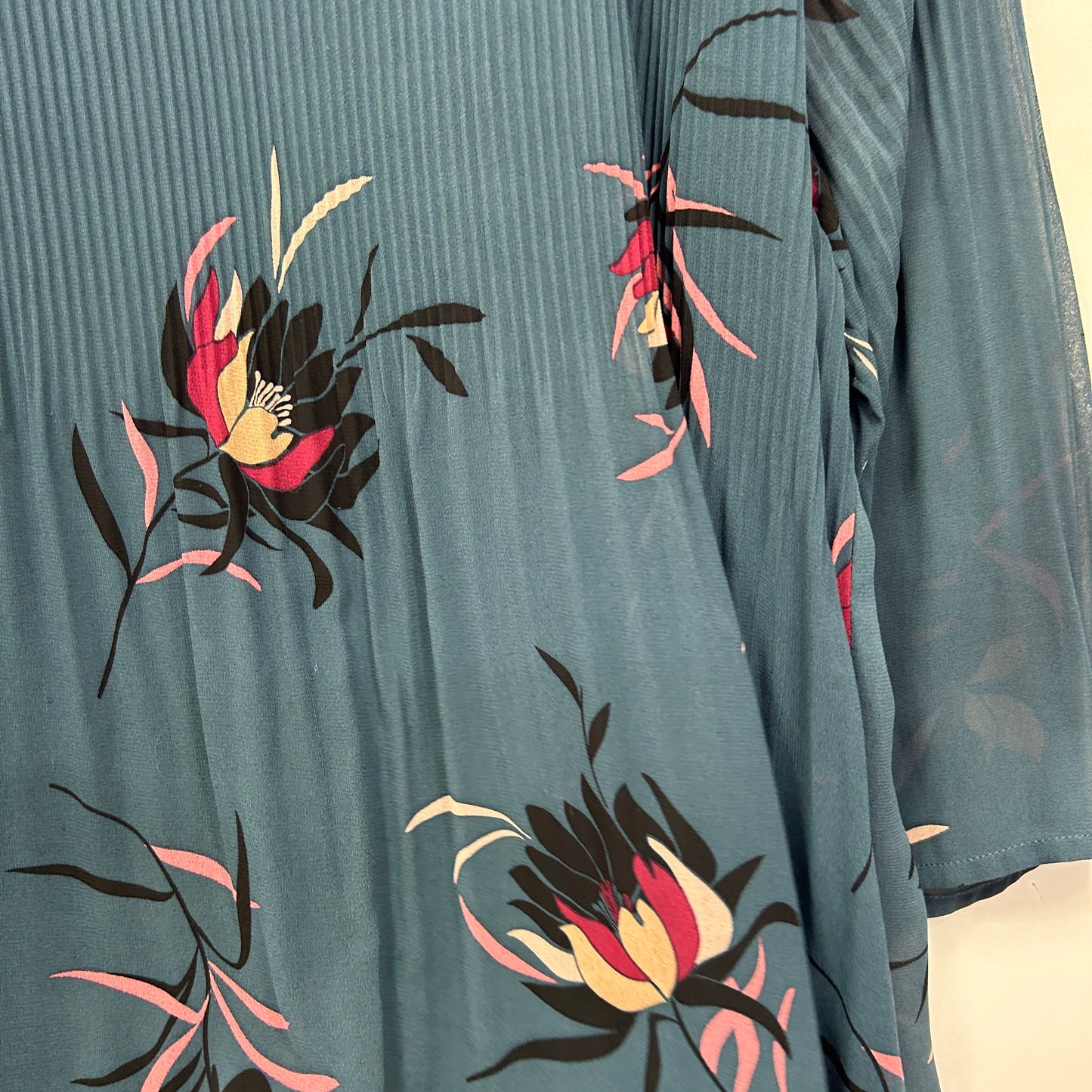 Regatta Teal Floral Pleated Top - Size 16