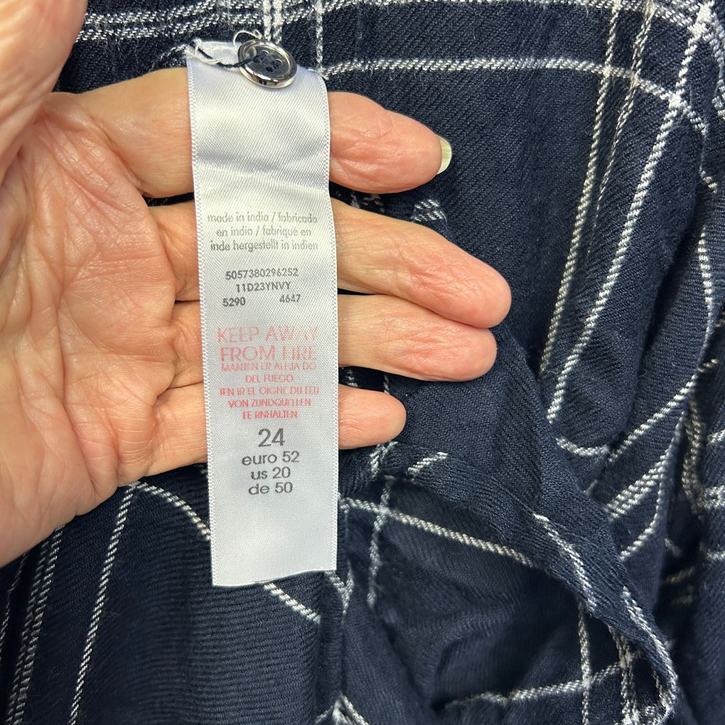 Evans Navy Top - Size 24