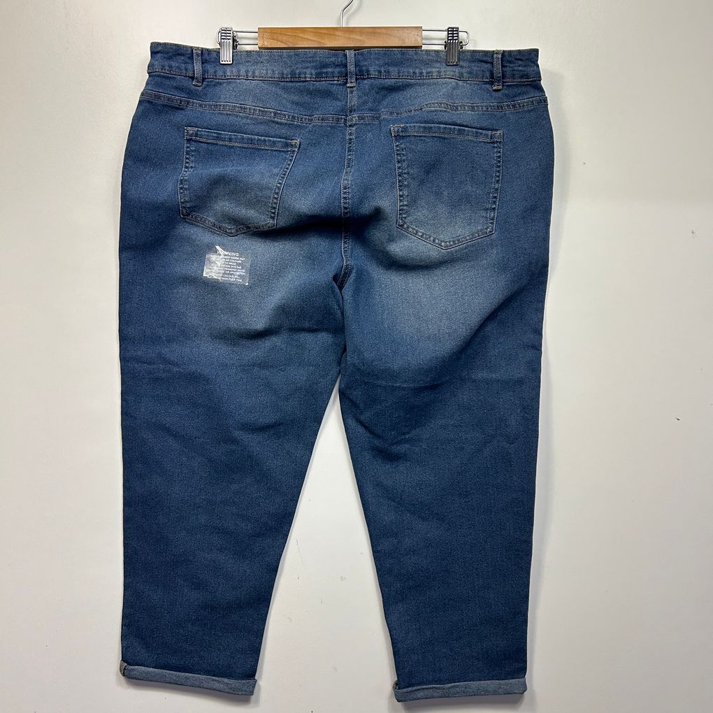 Millers Blue Relaxed Ankle Length Jeans - Size 22
