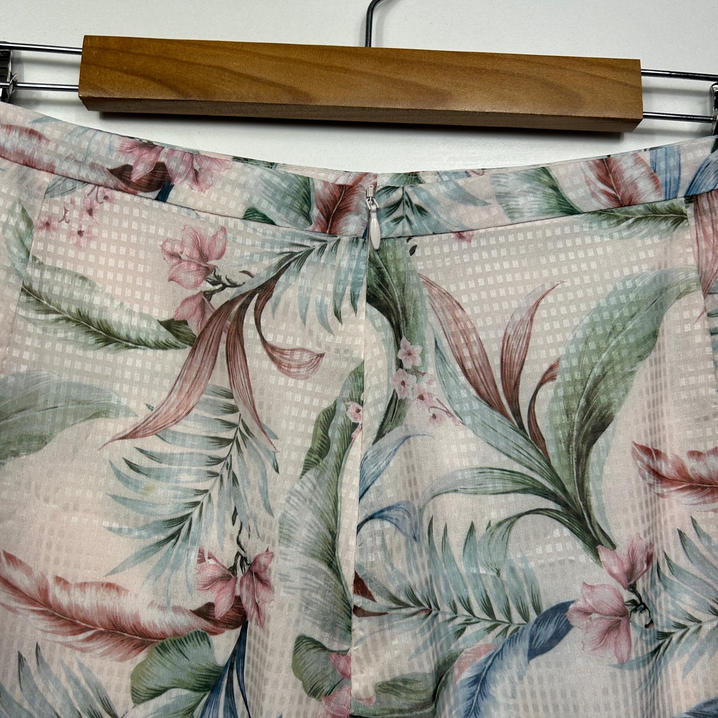 Dannii Minogue Skirt Size 16 Petites Multicoloured Floral