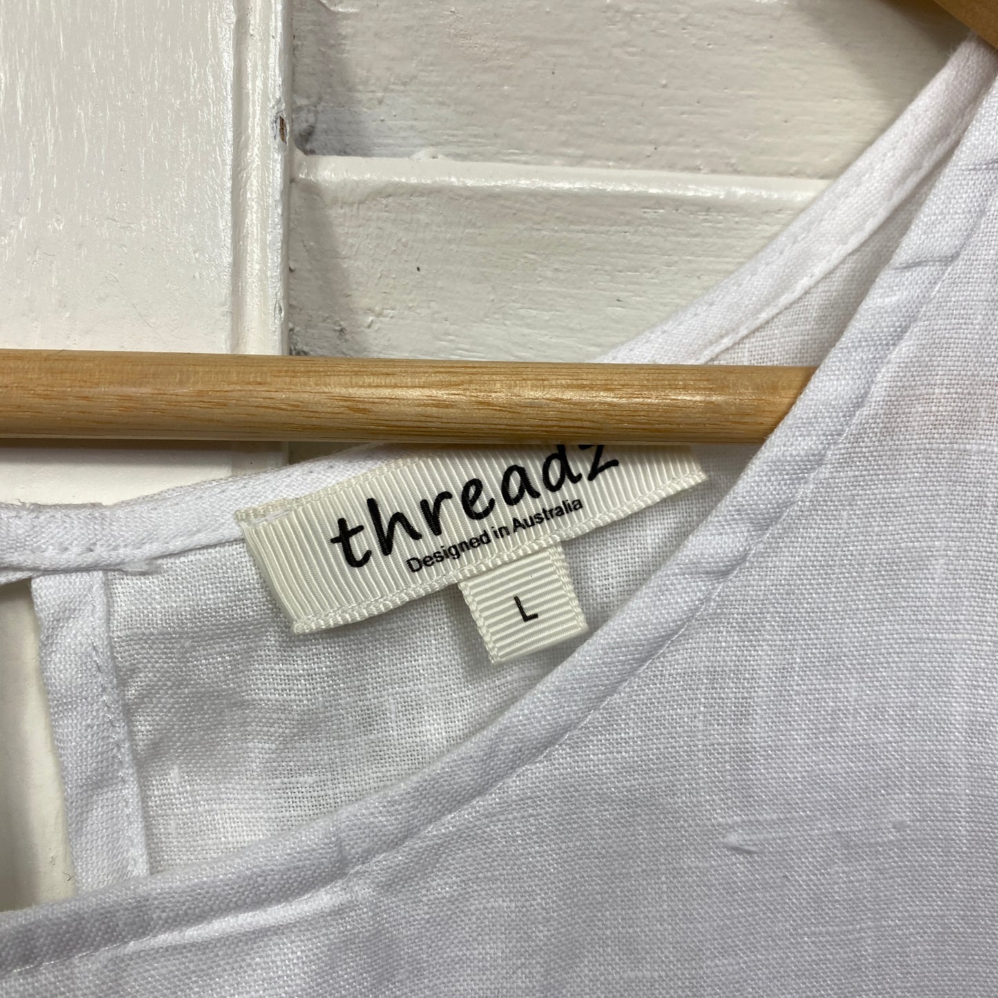 Threadz Linen Top Size 14 Large White Sleeveless