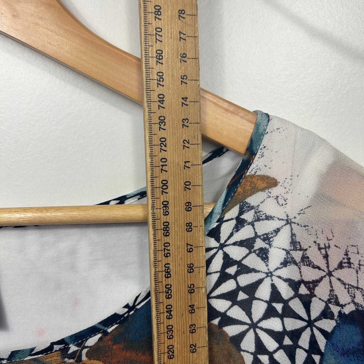 Taking Shape Multicoloured Tropical Print Top - Size 16/S