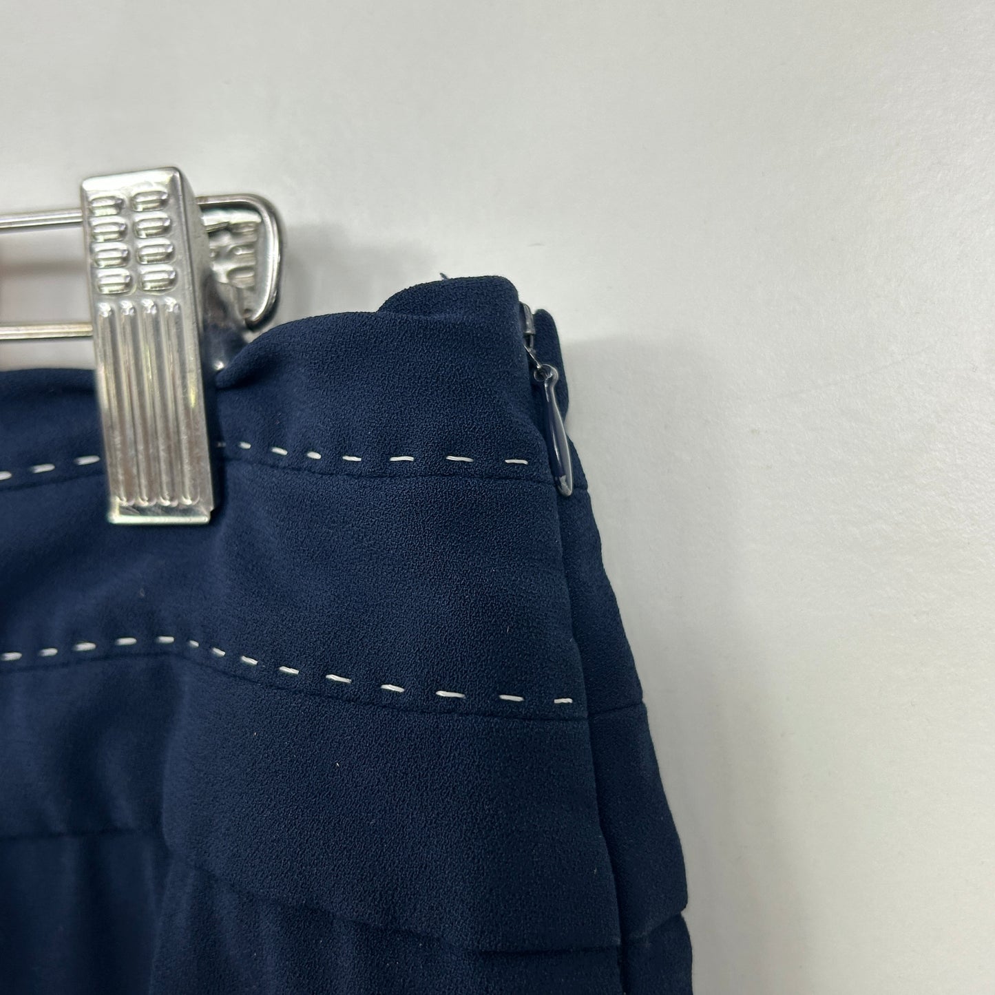 Review Navy Pants - Size 14