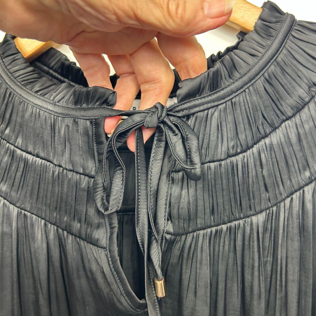 Preview Black Top -  Size 20