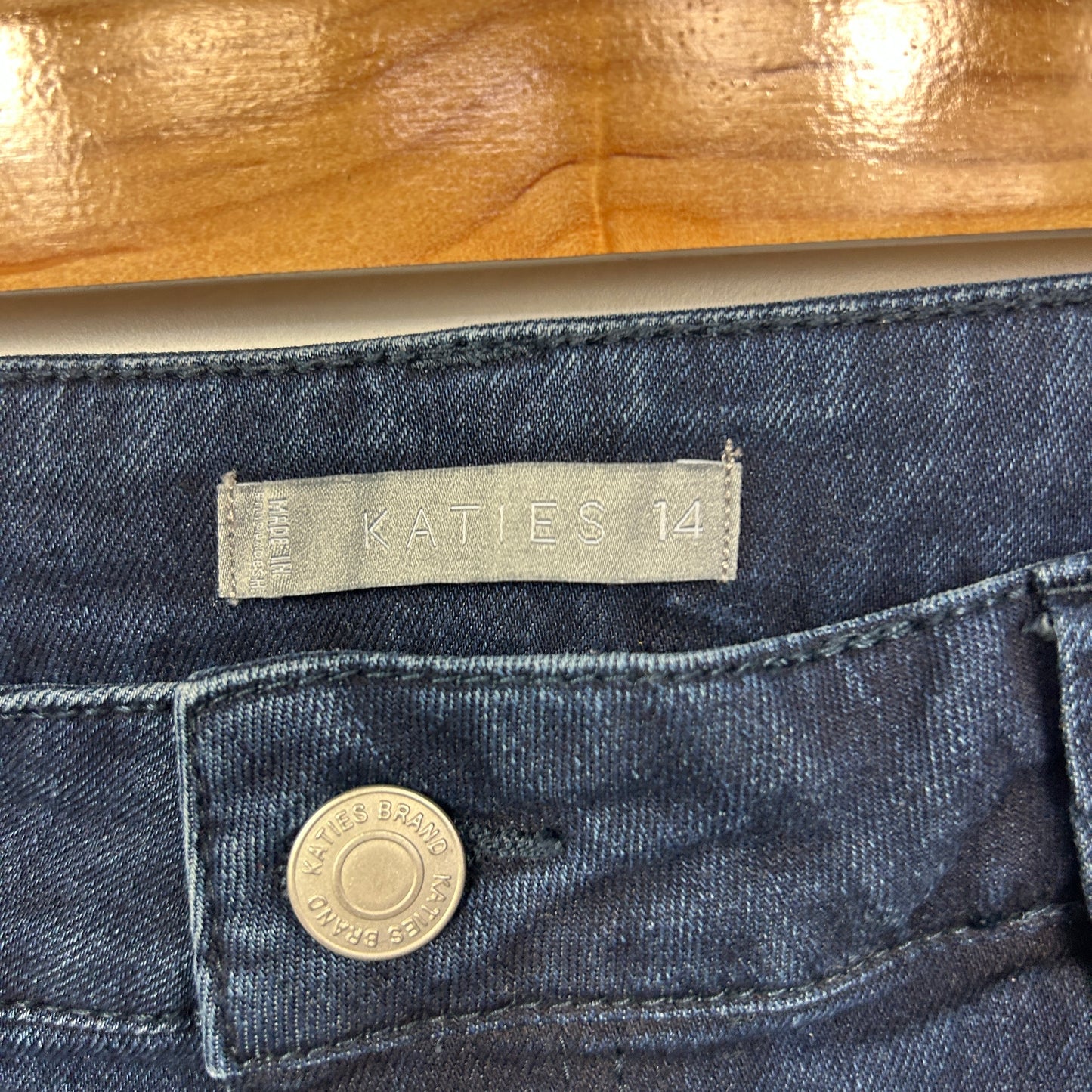 Katies Denim Shorts Size 14 Pockets Zip Fly