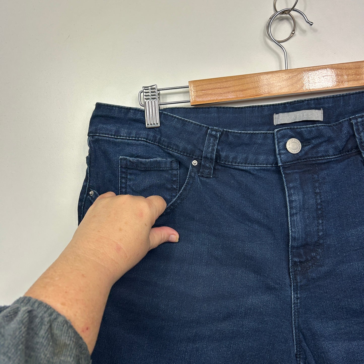 Katies Denim Shorts Size 14 Pockets Zip Fly