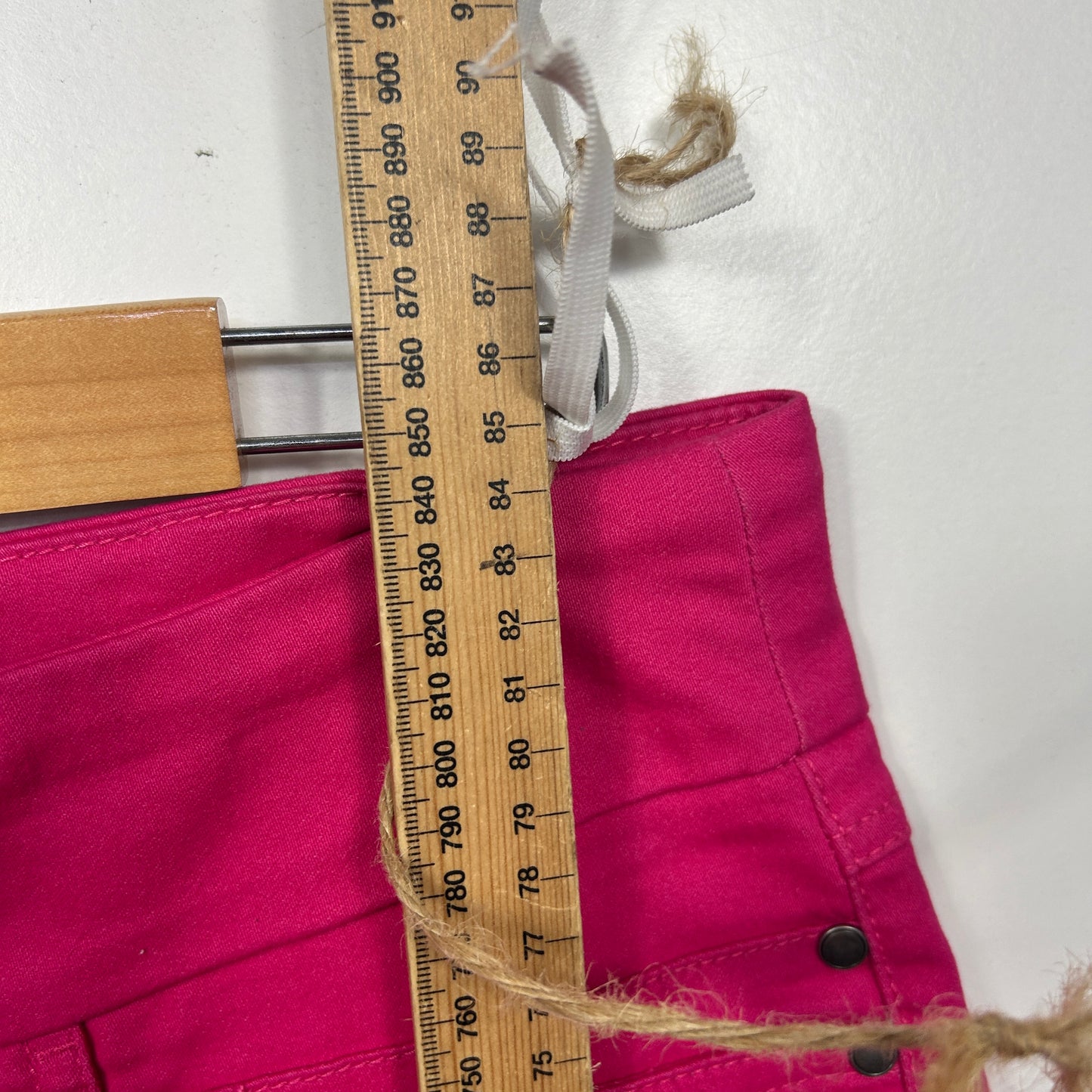Millers Pink Capri Pants - Size 16