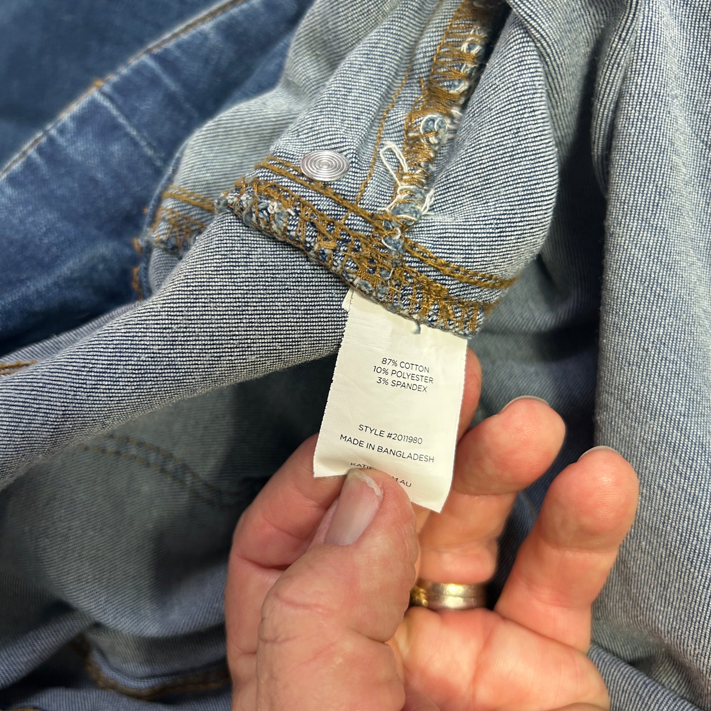 Katies Navy Capri Cropped Denim Pants Jeans - Size 16