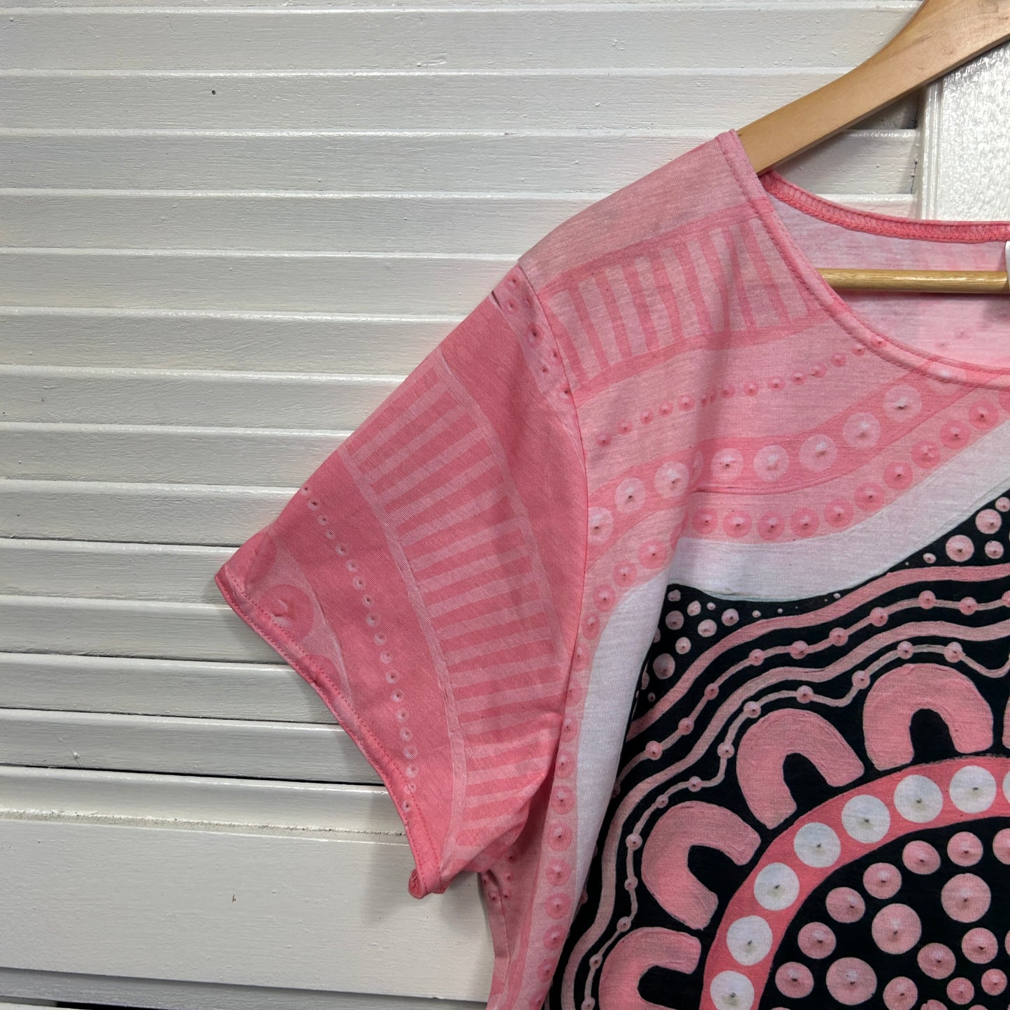 Yarn Indigenous Top 18 20 Pink Short Sleeve