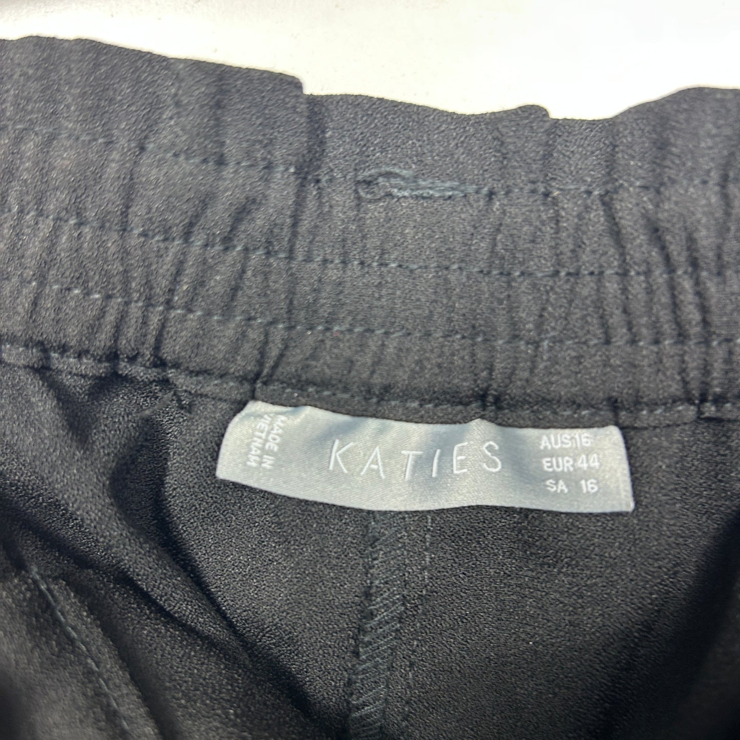 Kaites Pants Size 16 Black Elastic Ankle Zipped Pockets