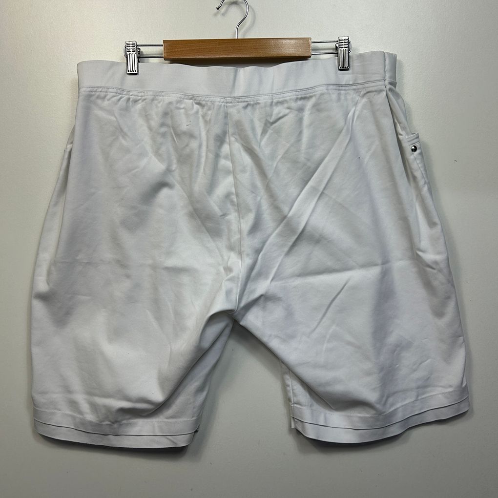 Maggie-T White Cotton Shorts - Size 22