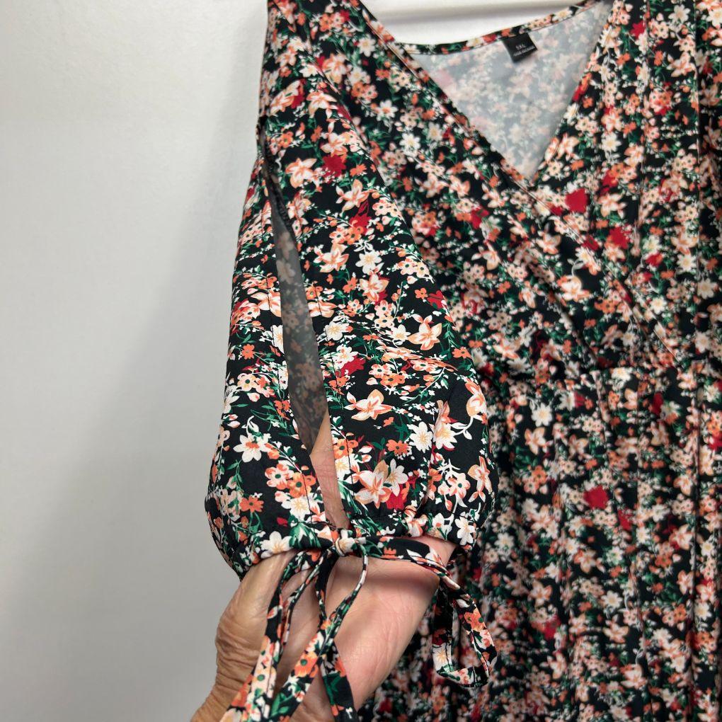 Black Floral Dress - Size 5XL