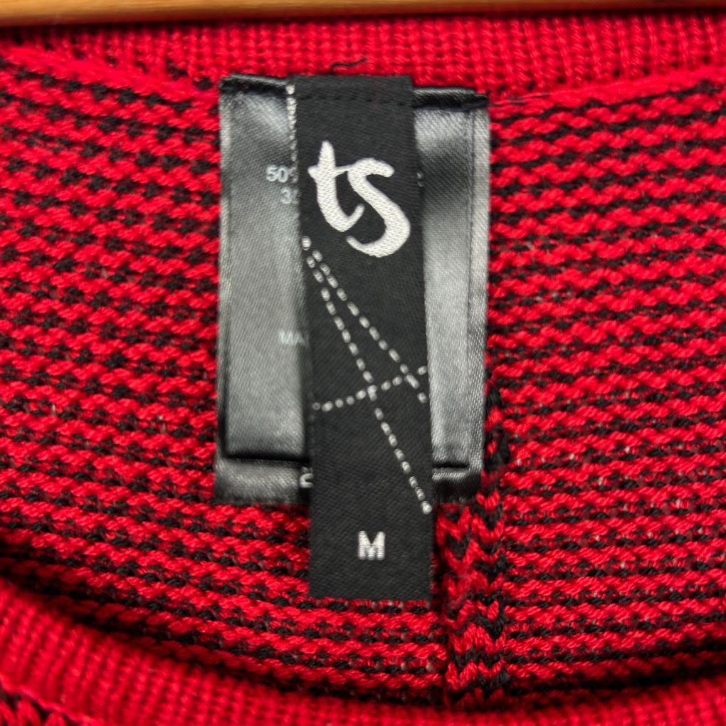 Taking Shape Red Knit Top - Size 18/M