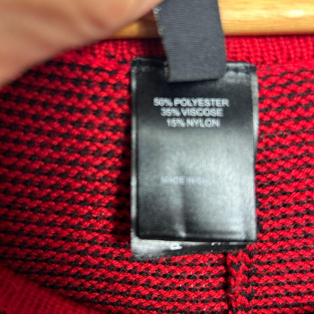 Taking Shape Red Knit Top - Size 18/M