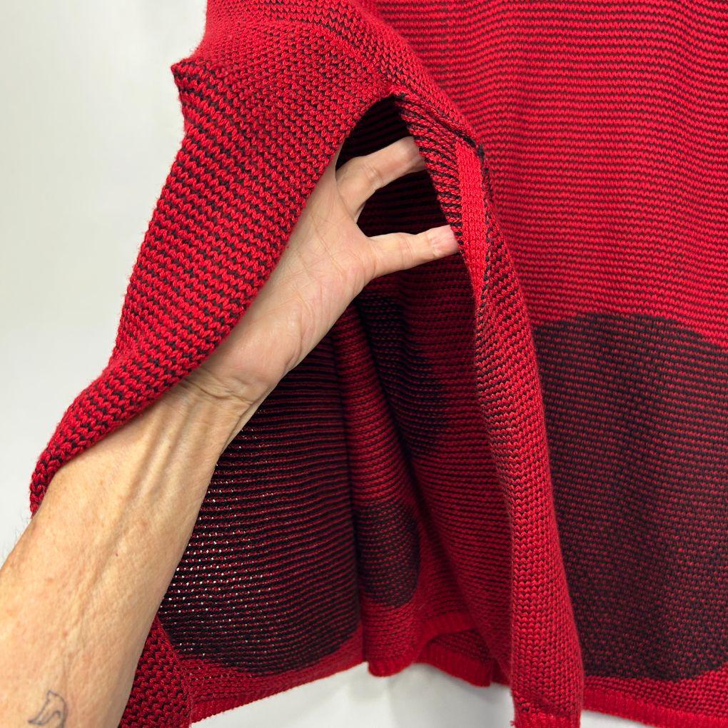 Taking Shape Red Knit Top - Size 18/M